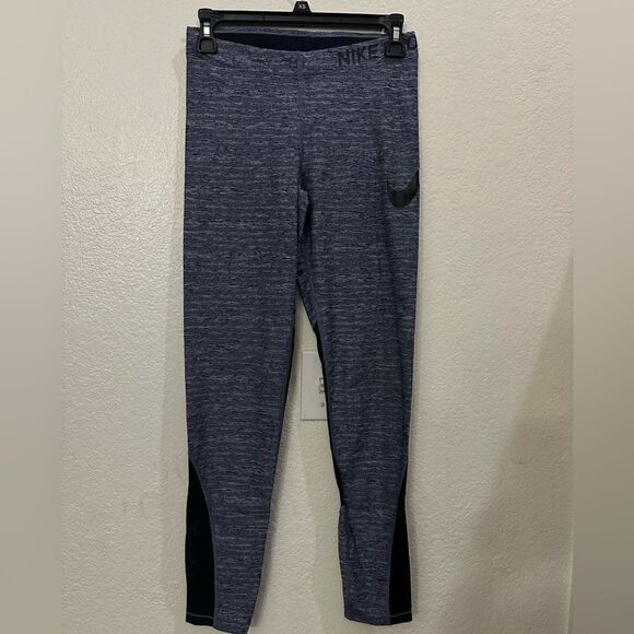 NIKE PRO - Picture 2 of 5